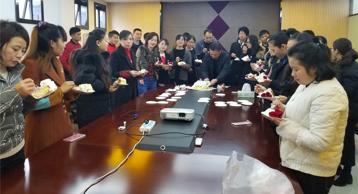 1277星际电子游戏控股祝全天下女王节日快乐！