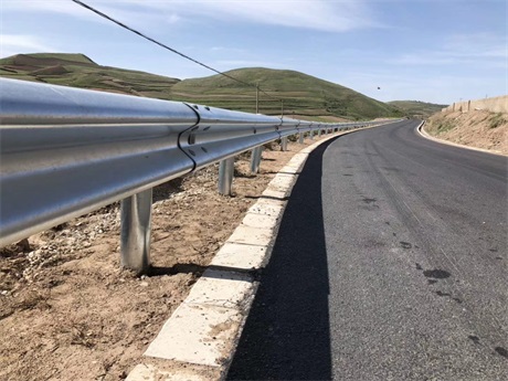 波形护栏的分类、用途、外貌处置惩罚、特点是怎么样的？？？？？