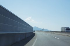 公路声屏障哪家较量好？？？？